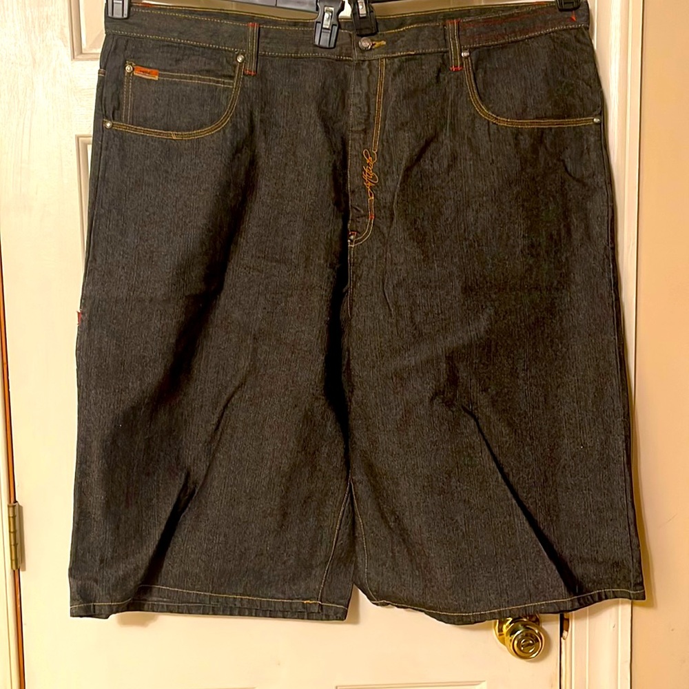 Men’s big and tall denim shorts